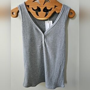 NWT MEEROKEETY Womens Ribbed Gray Henley Cut Tank Top, Shirt